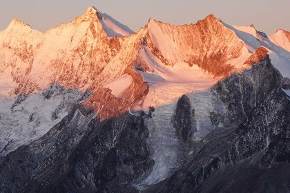 Hochtour in der alpinen Bergwelt