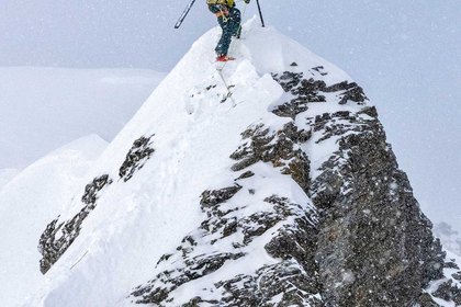 Alpiner Aufstieg mit Ski bei der Titlis-Rundtour