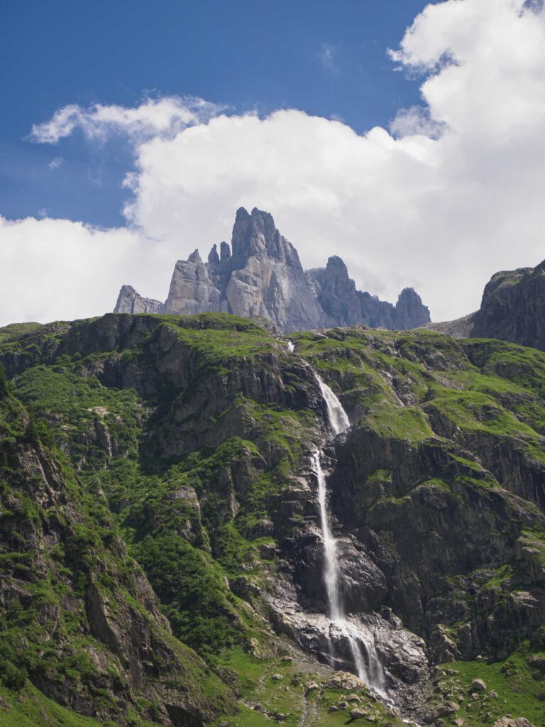 Gross Spannort 3198 m oberhalb von Engelberg mit Grassenfirn und Spannorthütte